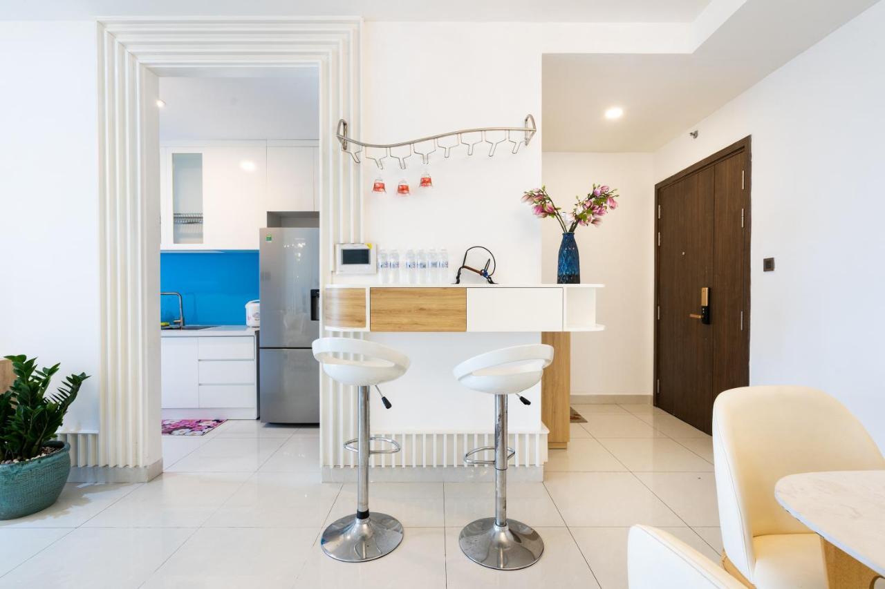 Saigon Royal 3 Bedrooms 4 Beds For 30 Nights Above Căn hộ TP. Hồ Chí Minh